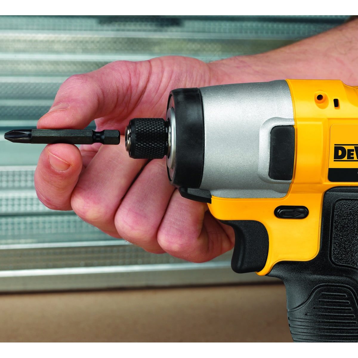 DeWALT DCF815S2 Impact Driver Kit, Battery Included, 12 V, 1.3 Ah, 1/4 in Drive, Hex Drive, 3400 ipm