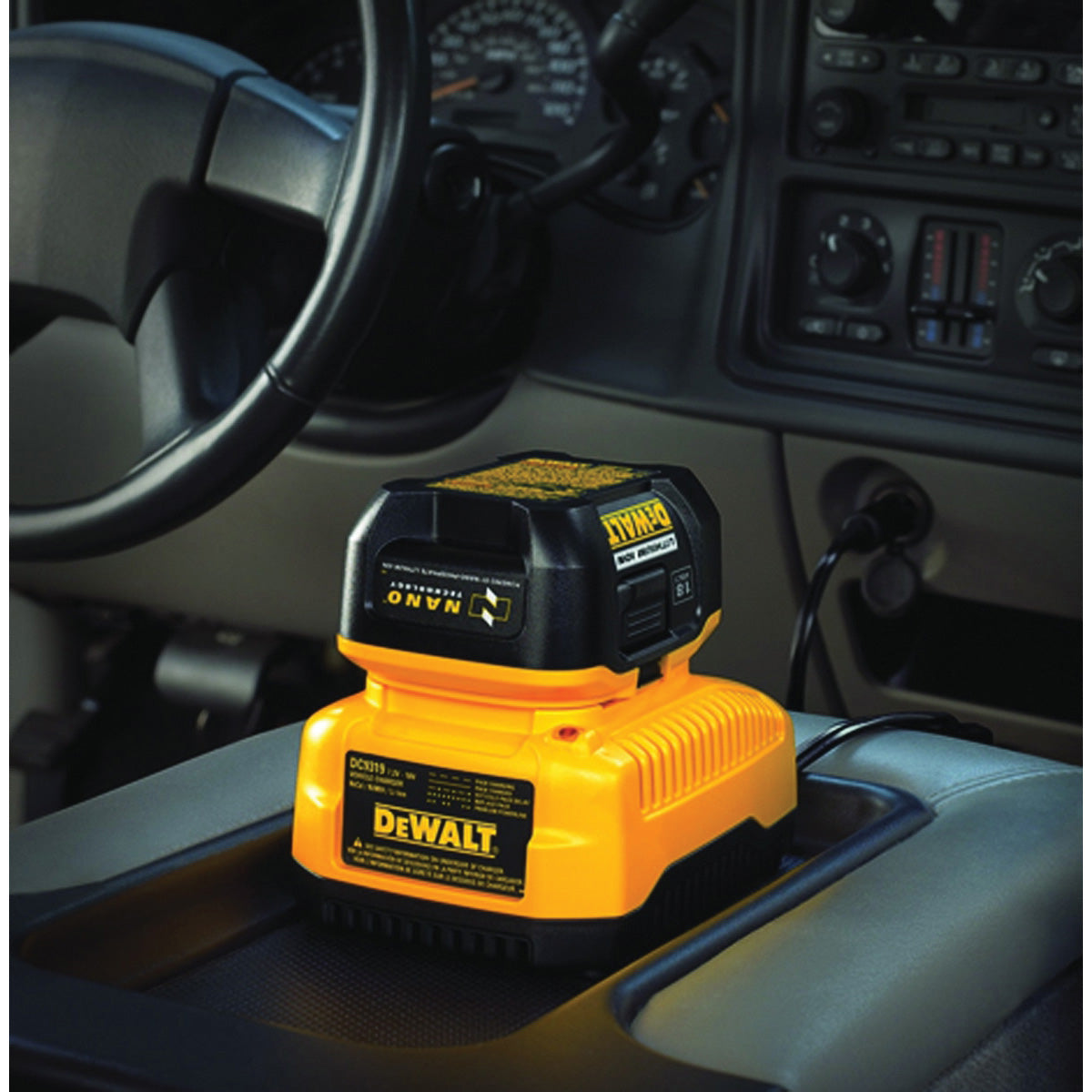 DeWALT DC9319 Vehicle Charger, 7.2 to 18 V Input, 12 VDC Output, 1 hr Charge, 3-Battery, Battery Included: Yes