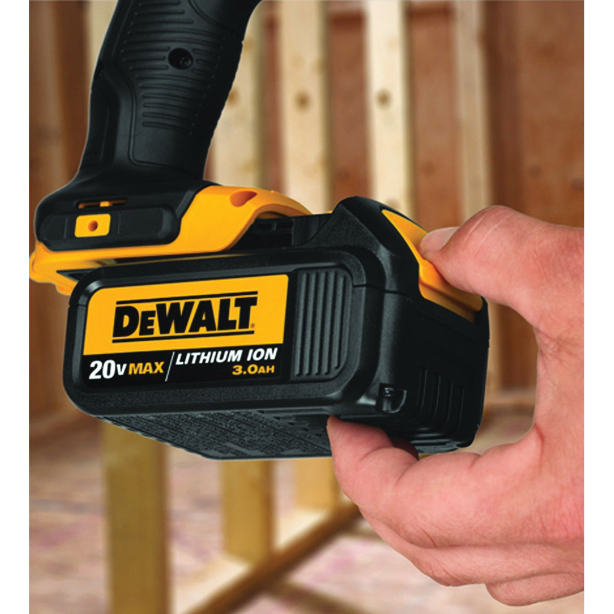 DeWALT DCB200 Rechargeable Battery Pack, 20 V Battery, 3 Ah