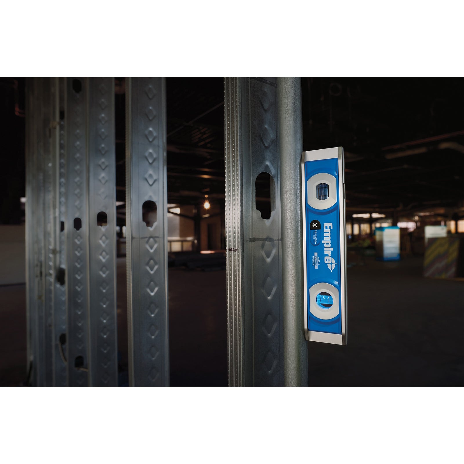 Empire True Blue e95 UltraView Series EM95.10 Magnetic Torpedo Level, 9 in L, 2-Vial, Magnetic, Aluminum, Blue