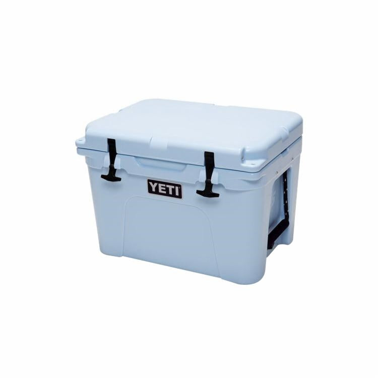 YETI Tundra 45, 10045100000 Hard Cooler, 28 Can Capacity, Ice Blue