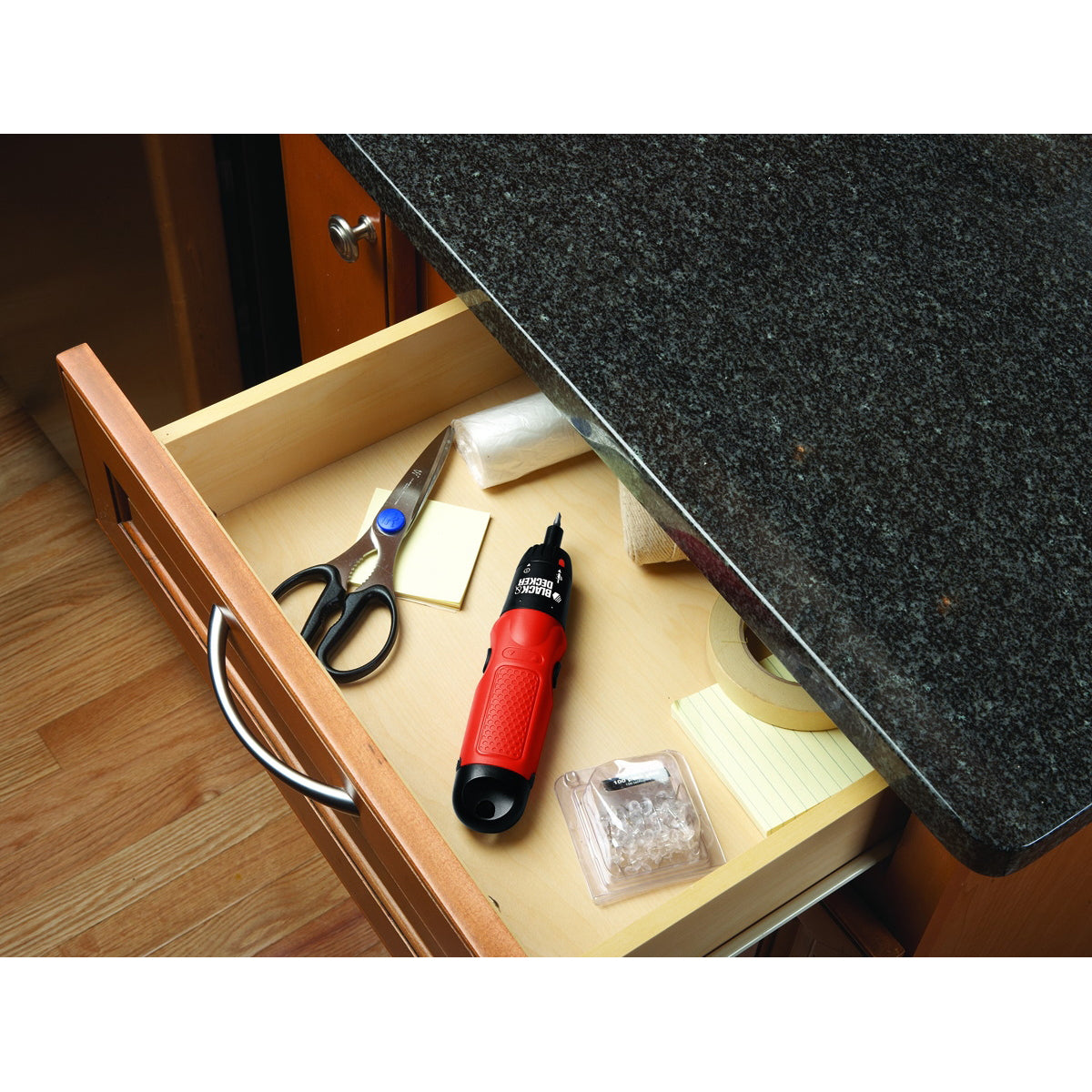 Black+Decker AS6NG Screwdriver, Battery Included, 6 V, 1/4 in Chuck, Keyless Chuck