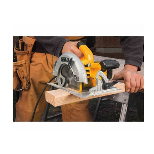 DeWALT DWE575SB Corded 7-1/4&quot; Lightweight Circular Saw w/Electric Brake
