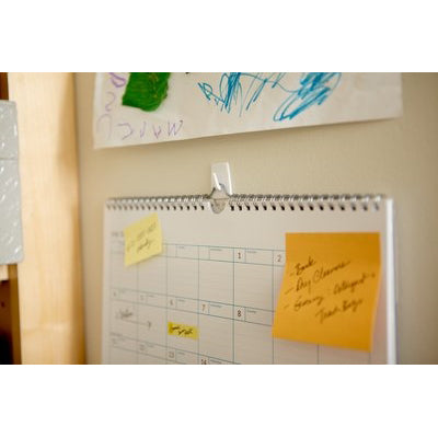 Command 17066 Adhesive Hook, 0.5 lb, 3-Hook, Plastic, White