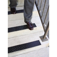 Load image into Gallery viewer, KEEPER 05679 Heavy-Duty Safety Step Tape, 17-1/2 in L, 4 in W, EPDM Rubber Backing
