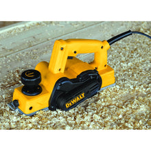 Load image into Gallery viewer, DeWALT D26676 Corded 3-1/4&quot; Portable Hand Planer
