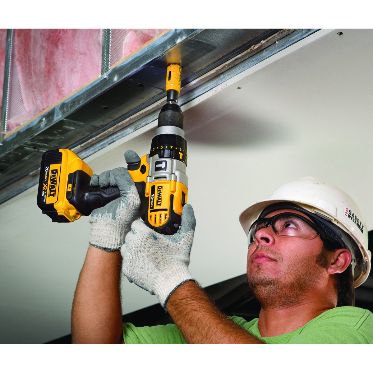 DeWALT DCD985M2 20V Max Premium 3-Speed Hammerdrill Kit (Includes (2) 20V Max XR Batteries, Charger, Side Handle, and Kit Box)