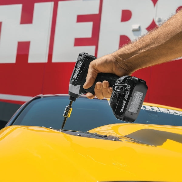 Makita LXT XDT15R1B Impact Driver Kit, Battery Included, 18 V, 2 Ah, 1/4 in Drive, Hex Drive