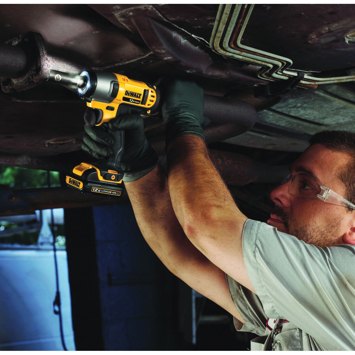 DeWALT DCF813S2 Impact Wrench Kit, Battery Included, 12 V, 1.3 Ah, 3/8 in Drive, Square Drive, 0 to 3400 ipm