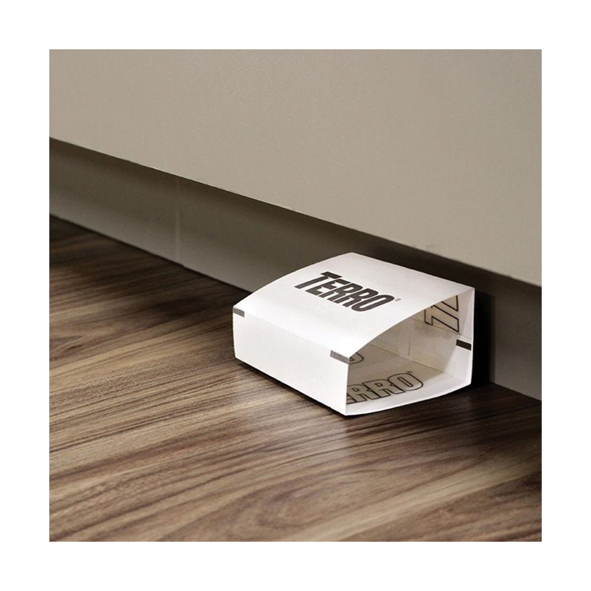 TERRO T3206 Spider and Insect Trap, Solid, Mild, 10 in L Trap, 4 in W Trap, Clear