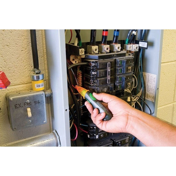 Greenlee GT-16 Tester, 5 to 1000 V, LED Display, Functions: Voltage