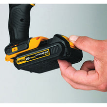 Load image into Gallery viewer, DeWALT DCB201 20V Max 1.5ah Compact Battery
