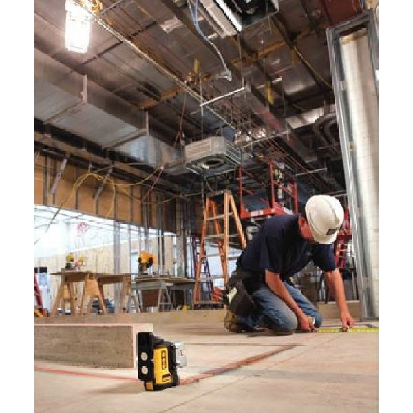 DeWALT DW089K Line Laser, 165 ft, 1/8 in Accuracy, 3-Beam, Red Laser