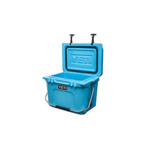 Load image into Gallery viewer, YETI Roadie 20 10020180000 Hard Cooler, 16 Can Capacity, Reef Blue
