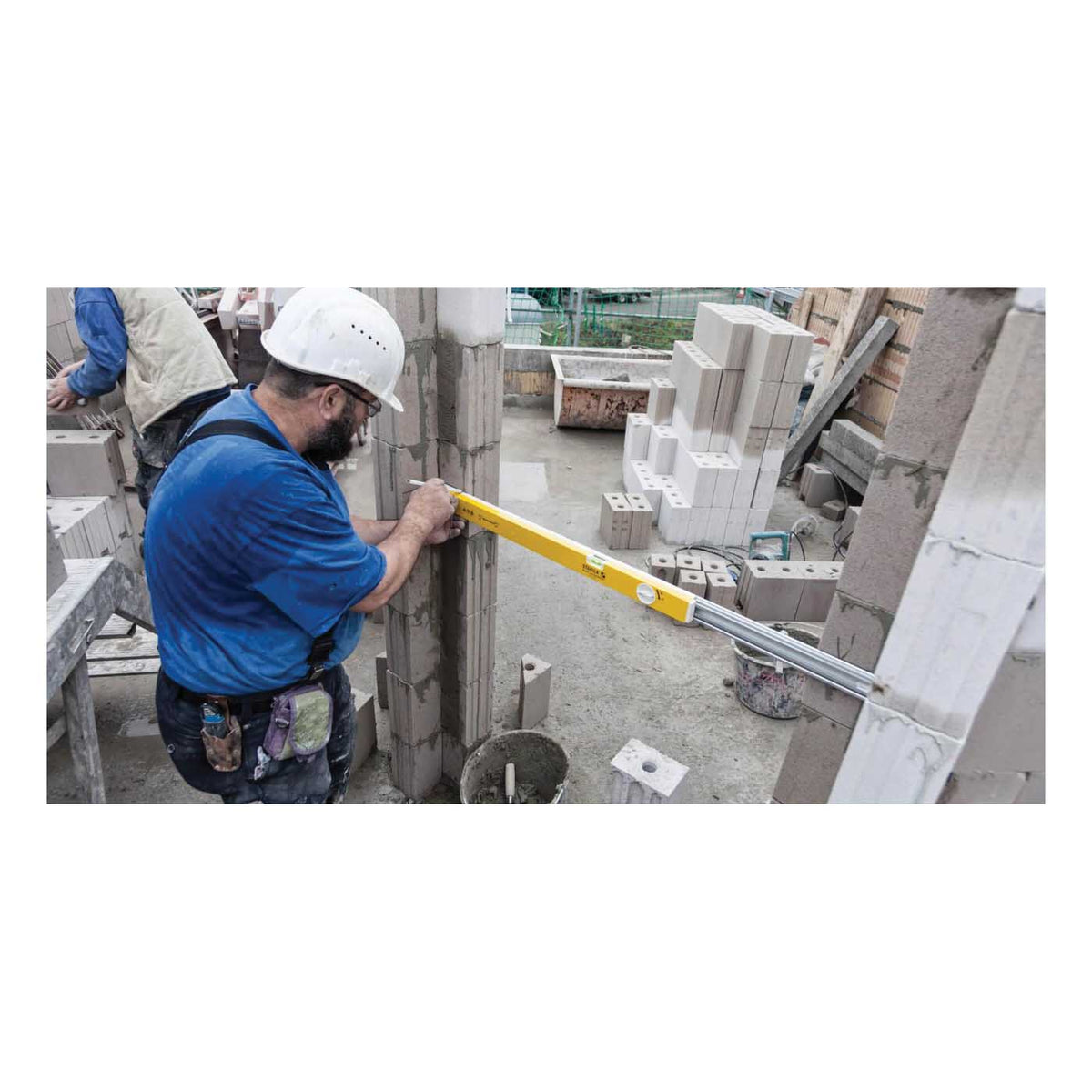 Stabila 29441 Extendable Level, 25 in L, 2-Vial, Aluminum, Yellow/White