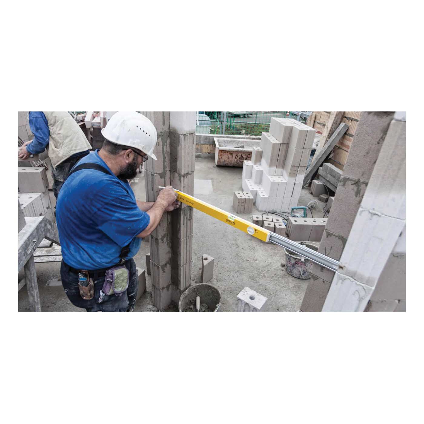 Stabila 29441 Extendable Level, 25 in L, 2-Vial, Aluminum, Yellow/White