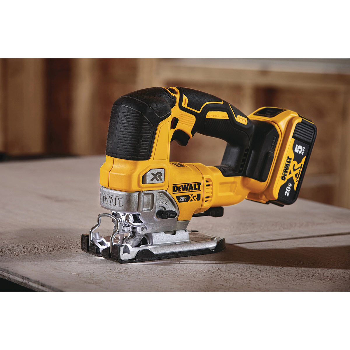 DeWALT DCS334P1 20V Max XR Cordless Jig Saw Kit (Includes 20V Max 5.0ah Battery, Charger, Blade, and Kit Box)
