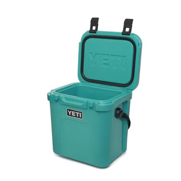 YETI Roadie 24 10022250000 Hard Cooler, 18 Can Capacity,  Aquifer Blue