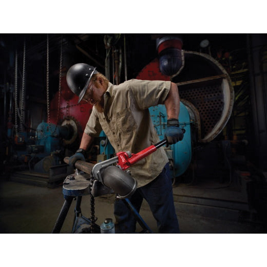 Milwaukee 48-22-7314 Adaptable Pipe Wrench, 2-1/2 in Jaw, 21.8 in L, Serrated Jaw, Steel, Ergonomic Handle