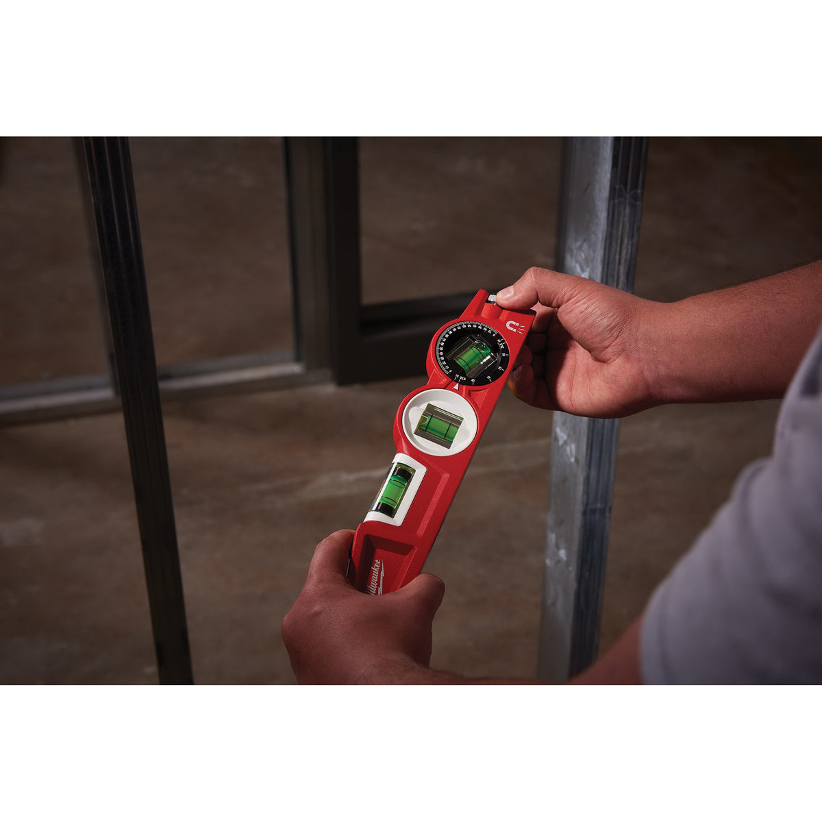 Milwaukee 48-22-5210 Torpedo Level, 10 in L, 3-Vial, Magnetic, Aluminum, Red