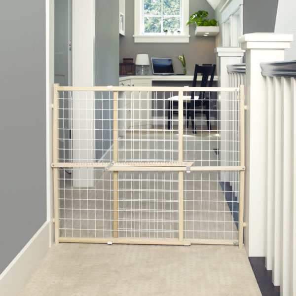 North States 4618A Wire Mesh Gate, Wood, Vinyl Coated, 32 in H x 29-1/2 to 50 in W Dimensions