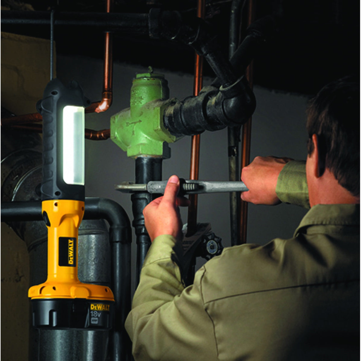 DeWALT DC527 Area Light, 18 V, 13 W, Fluorescent Lamp