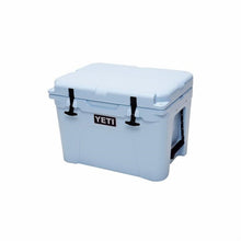 Load image into Gallery viewer, YETI Tundra 45, 10045100000 Hard Cooler, 28 Can Capacity, Ice Blue
